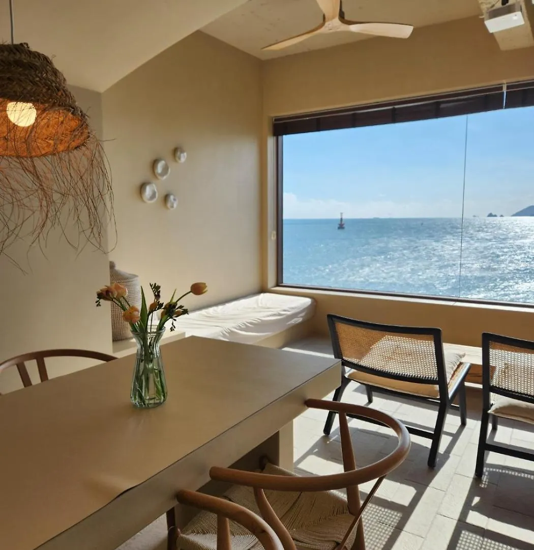 Banwol Poolvilla Busan Holiday home